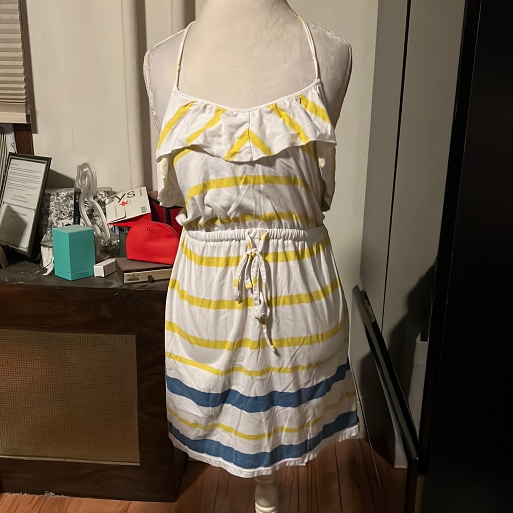 🆑FINAL PRICE‼️ Aeropostale medium dress with built in bra and twisty back